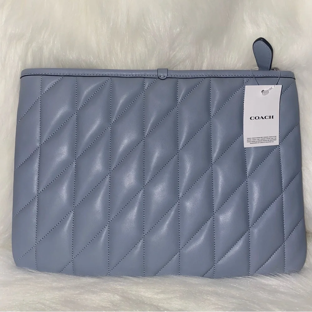 Coach 🩶 leather pouch New